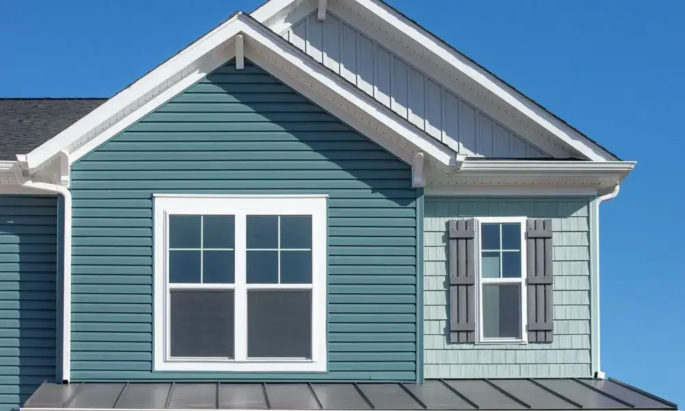 Roof repair and inspection services in Lantana